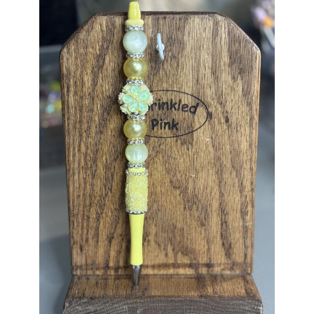 8-17  Handcrafted Extended Length Beaded Pen w/ Refill Ink